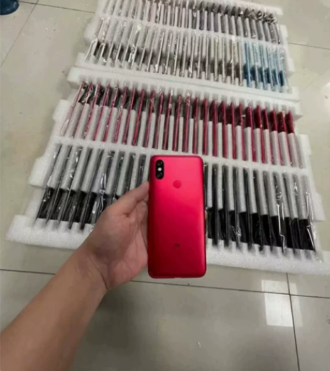 处理一批小米6x，6+128GB，双卡双待...