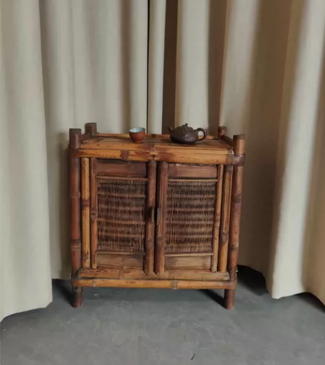解放后，苏工，竹书柜 高67.5长60宽3...