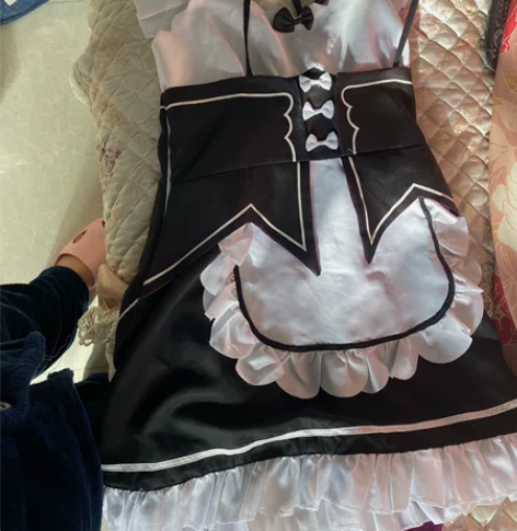 蕾姆女仆裙 感兴趣的话点“我想要”和我私聊...