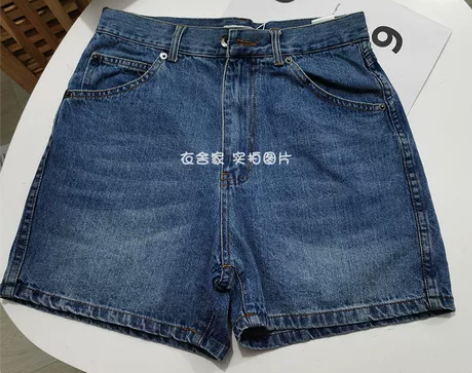 春夏女装牛仔短裤高腰纯色 感兴趣的话点“我...