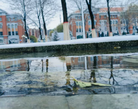 预出红米K50 银迹 12+256 伊拉克...