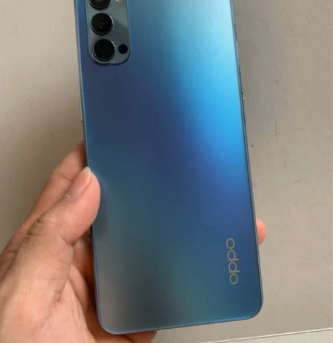 出自己用的oppo reno4手机，9.7...