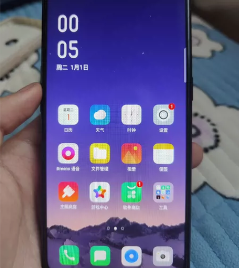 OPPOa8个人用的没啥大的磕碰，屏幕没啥...