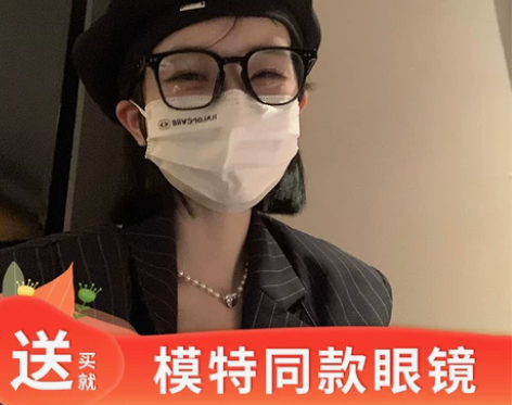 黑色贝雷帽女秋冬季 买大了一次没带过  码...