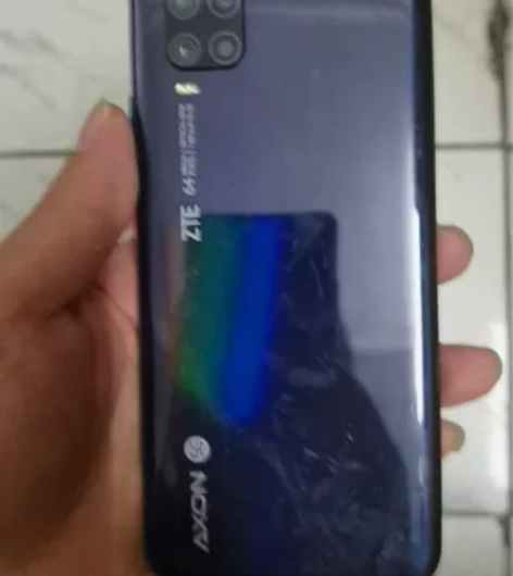 中兴ZTE Axon 11 5G手机高通骁...