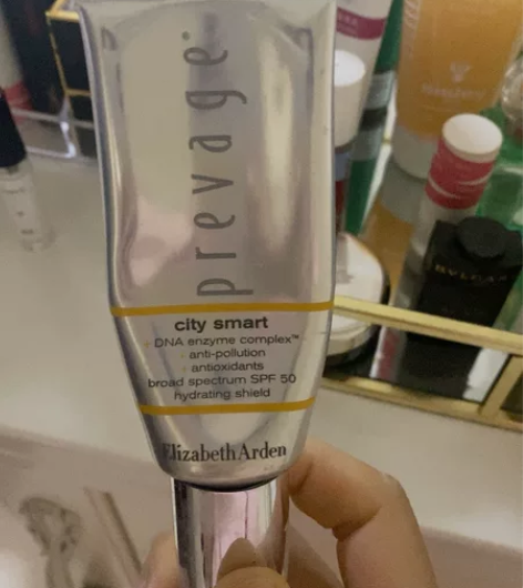 伊丽莎白雅顿防晒 便宜转 40包邮 感兴趣...