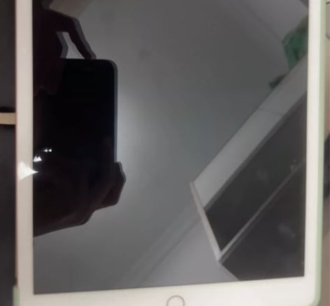 卖一台ipad8（ipad2019）32g...