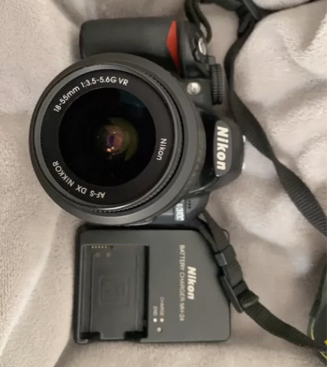 二手尼康D3100单反相机、镜头有点小毛病...