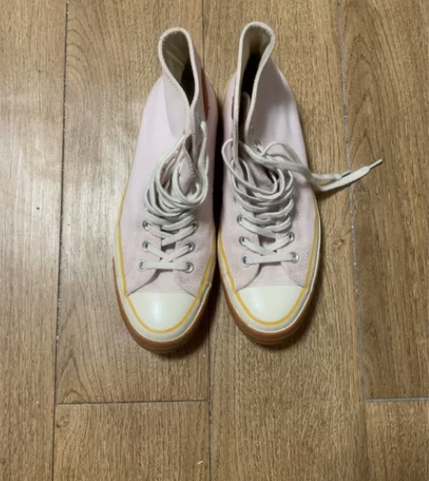 匡威41.5码9新 感兴趣的话点“我想要”...