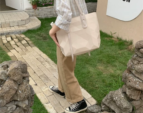 包包女2022新款几何菱格高质感休闲托特包...