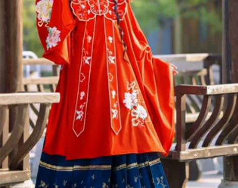 玉术原创汉服女花嫁织金马面裙墨子立领长衫斜...