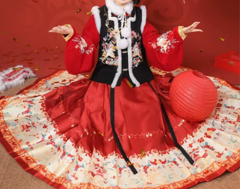 裳云兮新年战衣《福虎呈祥》明制汉服女拜年加...