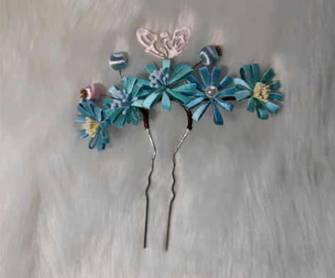 缠花雏菊蝴蝶发簪，可换科幻，满百包邮 借汉...