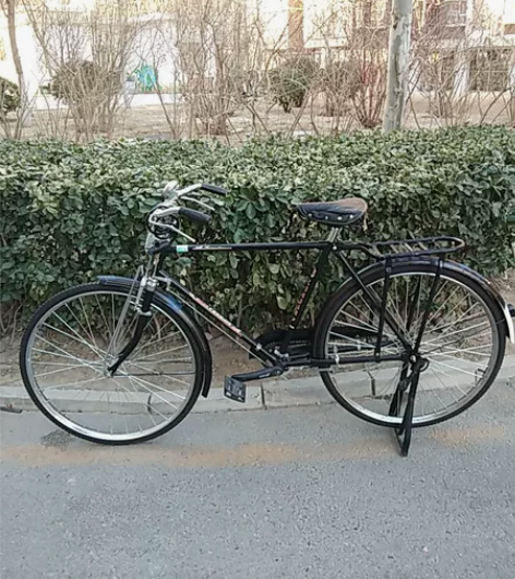 闲置上海永久51型28寸通勤自行车（28大...