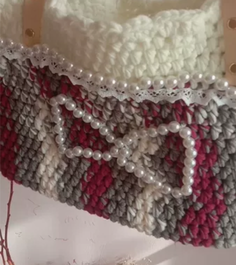 手工制作毛线包包(长32cm,宽7m)包底...