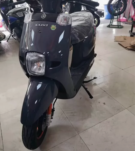 九九新水泥灰库奇雅马哈踏板车 感兴趣的话点...