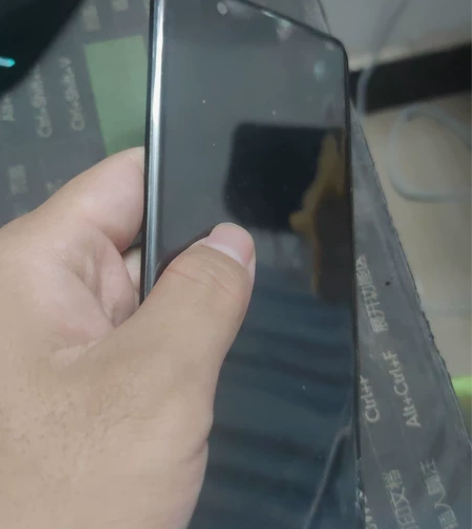 华为p40p练手屏， 屏幕进水或者是漏液分...