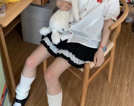 日系蕾丝蛋糕裙 黑色均码（可穿80-130...