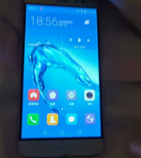 出售一台闲置手机 华为麦芒5 八成新 功...