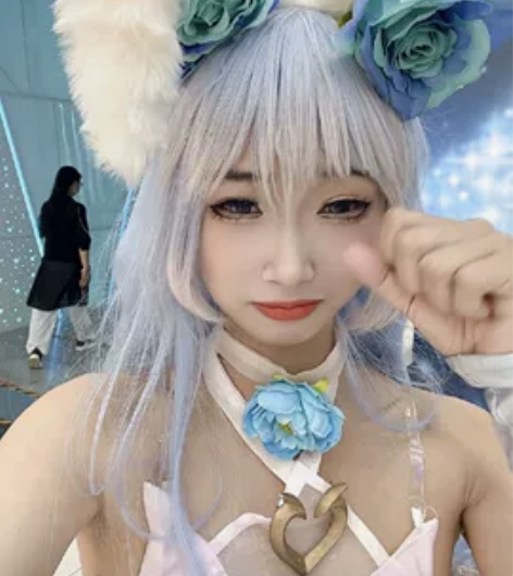 王者荣耀公孙离花间舞 没有肩上的飘带 衣...