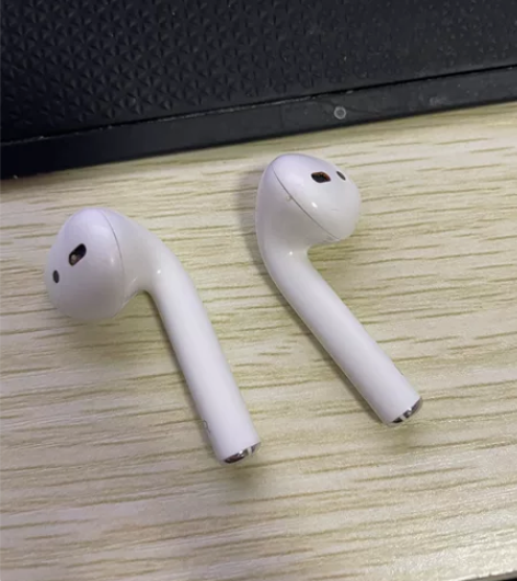 AirPods2耳机,无充电仓,因为丢了。...