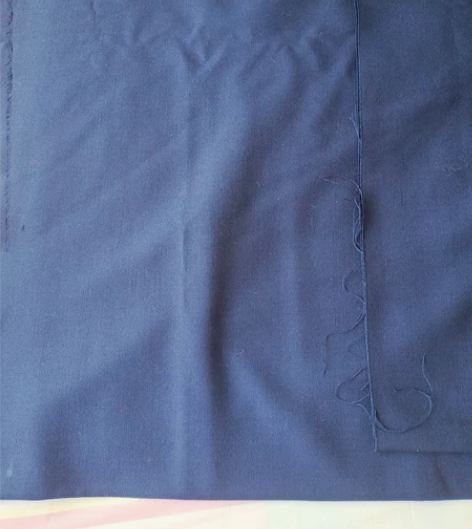 70年代老式纯毛料深蓝色,新疆三毛产。幅宽...