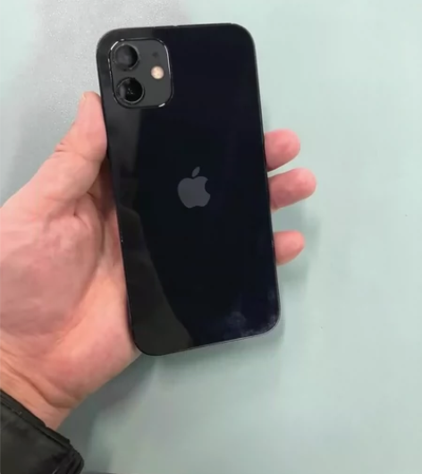 苹果12 国行128 黑色换过拆机屏 2...