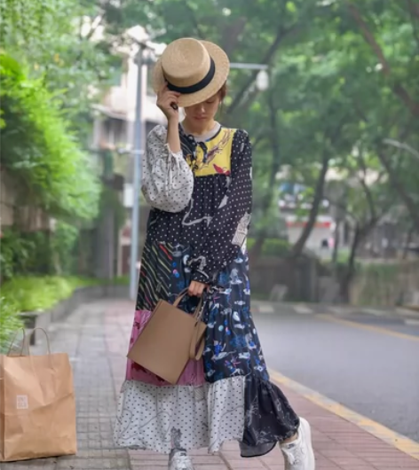 新款法式网红麦秆草平顶草帽女夏天宽沿防晒大...