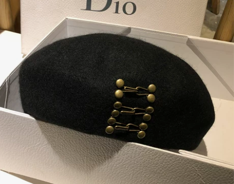 韩版羊毛贝雷帽秋冬逛街百搭英伦南瓜帽金属扣...