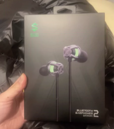 黑鲨蓝牙耳机2 感兴趣的话点“我想要”和我...