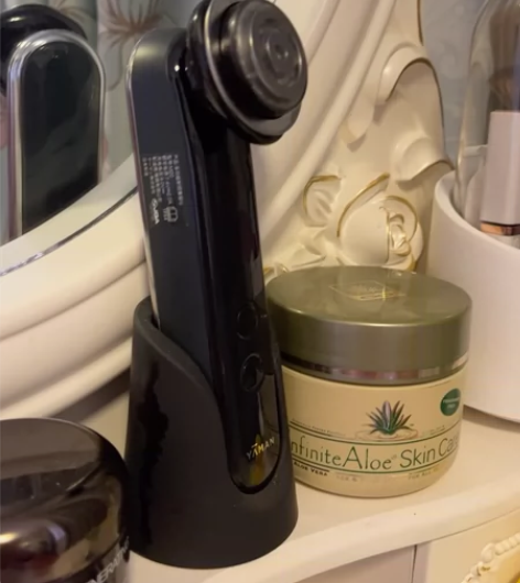 雅萌多功能射频美容仪 百分之90新