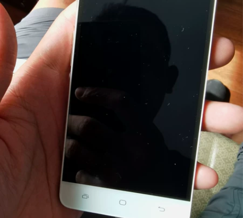 单位早年发的海信手机，全新未用过。 感兴趣...