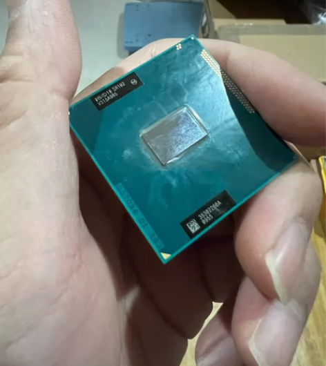 华硕笔记本CPU SR102 无暗病拆机 ...