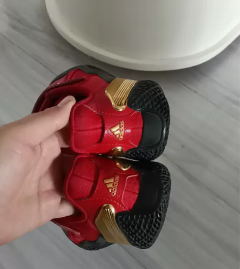 阿迪31码/Adidas13k！二手物品不...