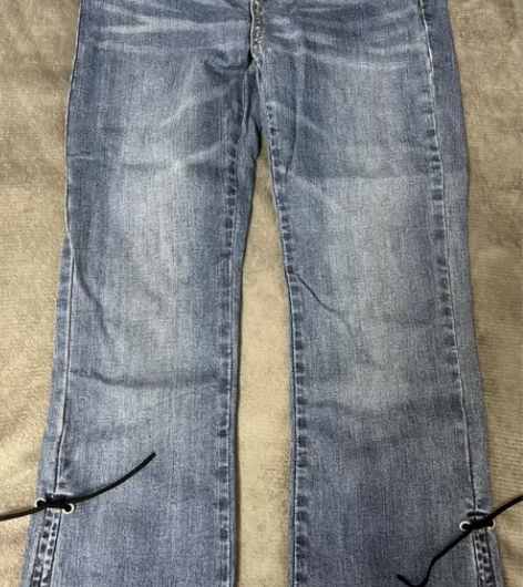 26码蓝色超级好看九分牛仔裤、颜色图三颜色...