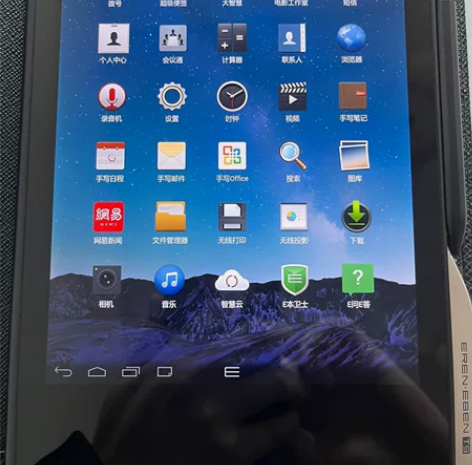 E人E本 T9，2+32G，原装皮套，原装...