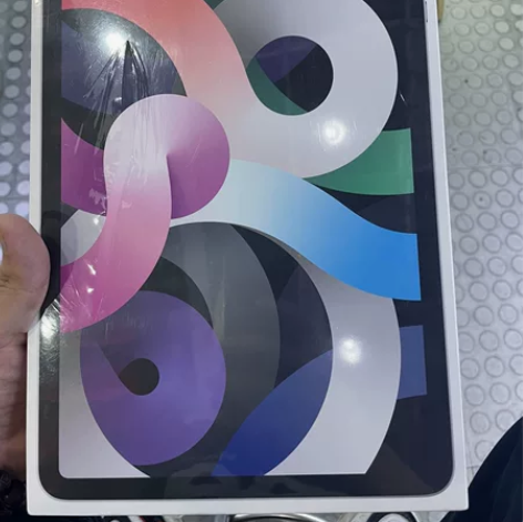 Ipad Ari4Wifi64G银色全新没...