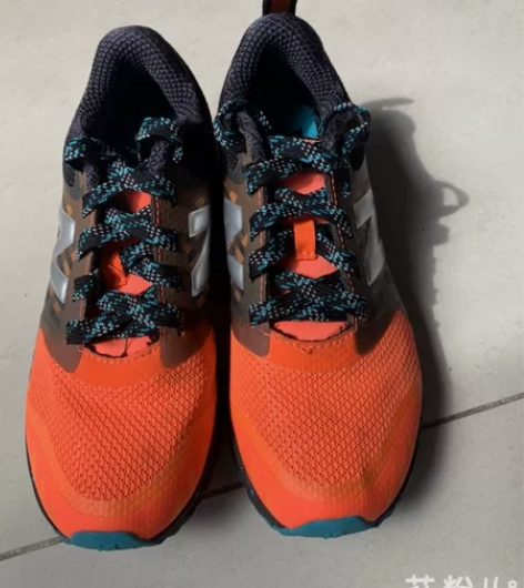 新百伦童鞋,尺码见图 感兴趣的话点“我想要...