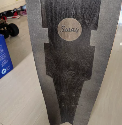 SWAY/斯威，给孩子买来上滑板课，孩子6...