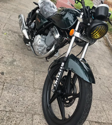 二手摩托车 国三铃木 复古150cc太子黑...