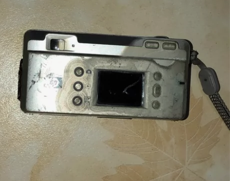 惠普相机已报废无法正常使用 感兴趣的话点“...