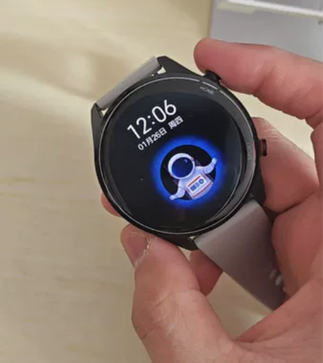 自用小米手表color运动版,冬天穿衣服不...