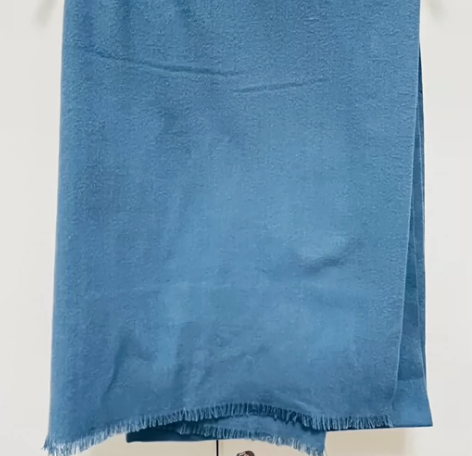 纯色简约百搭围巾加大加厚保暖时髦披肩 蓝色...