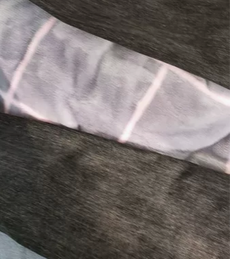 家人们！过年买的穿了一下就没穿了，之后开学...
