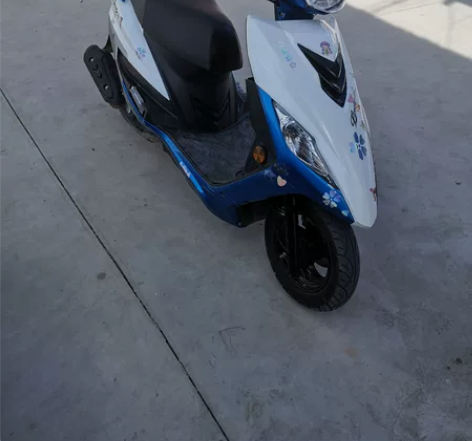 豪爵灵迪125，机器原装，成色完美 感兴趣...