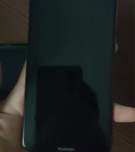 华为畅享9,4+64,账号全都退了 ,我妈...