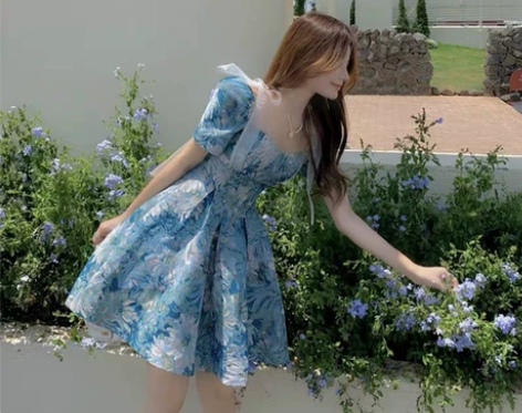 莫奈花园轻奢宫廷油画连衣裙女茶歇气质收腰蓬...