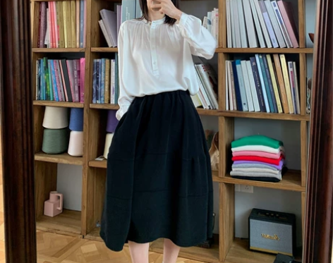 这裙子真的绝了 廓形藏肉显瘦 缎面贴肤舒服...