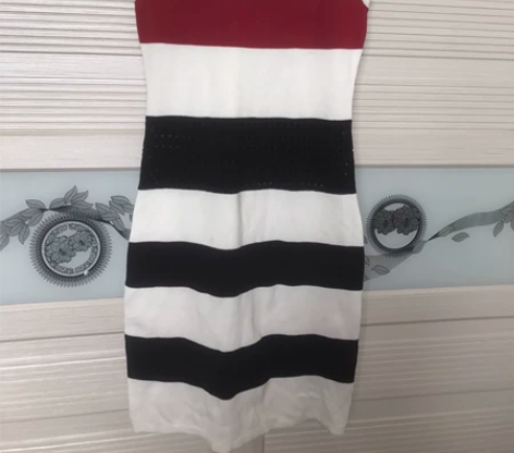包邮出闲置：红白黑拼色港风无袖百搭洋气显瘦...