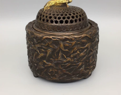 古玩铜器收藏，千鹤熏香炉，工艺精湛 ，包浆...